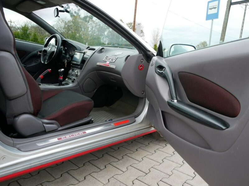Toyota Celica 1.8 16V VVT-i 143KM -Po remoncie +Fantazja na wyposażeniu -Zobacz VII (1999-2006)