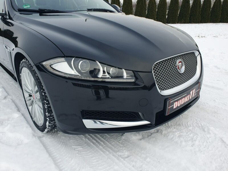 Jaguar XF 3,0D DUDKI11 Serwis-Full,Navi,Skóry,Xenony,Kam.Cofania,Hands-Free.OKAZ X250 (2007-2015)