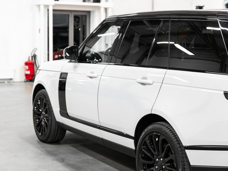 Land Rover Range Rover 4.4 SDV8 Vogue. TV. Drive Pro. 22 cale. Krajowy. Jak nowy. IV (2012-2021)