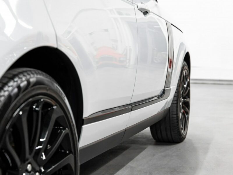 Land Rover Range Rover 4.4 SDV8 Vogue. TV. Drive Pro. 22 cale. Krajowy. Jak nowy. IV (2012-2021)