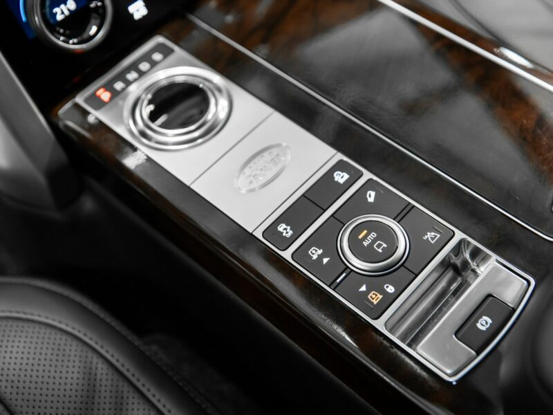 Land Rover Range Rover 4.4 SDV8 Vogue. TV. Drive Pro. 22 cale. Krajowy. Jak nowy. IV (2012-2021)