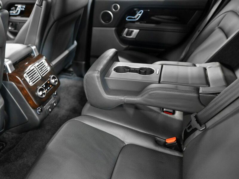 Land Rover Range Rover 4.4 SDV8 Vogue. TV. Drive Pro. 22 cale. Krajowy. Jak nowy. IV (2012-2021)