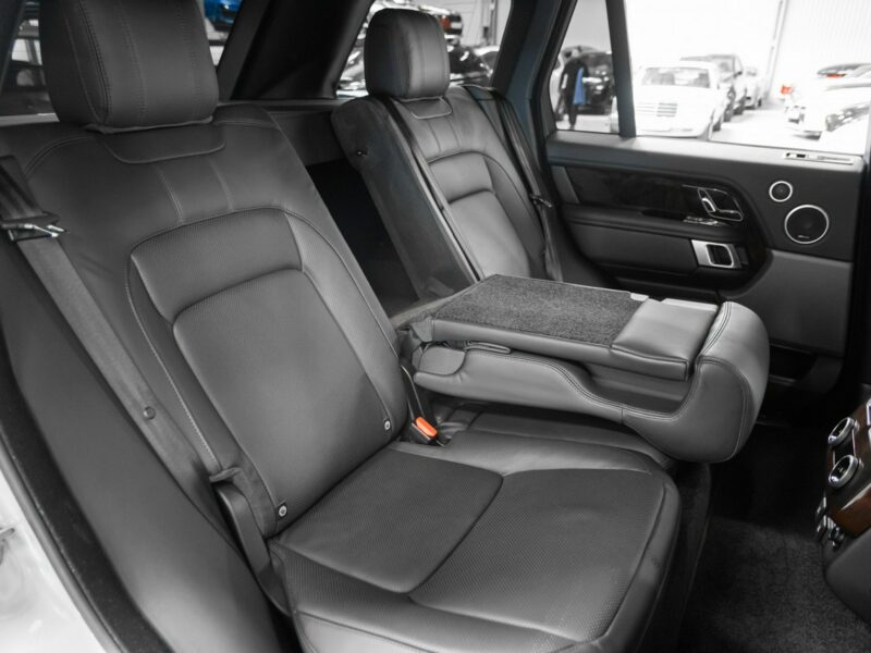 Land Rover Range Rover 4.4 SDV8 Vogue. TV. Drive Pro. 22 cale. Krajowy. Jak nowy. IV (2012-2021)