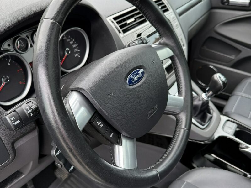Ford Kuga 2,0. Tdci 140 ps ładna świeżo zarejestrowana 105 tys km I (2008-2012)