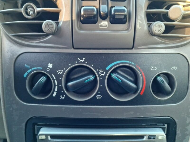 Chrysler PT Cruiser 2.0 Benzyna 141 KM, Klimatyzacja, Lakier Metalik, Radio CD, 4x El szyb