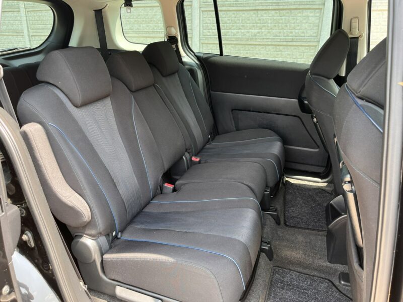 Mazda 5 1.8 7osób Climatronic Xenon Alu Grzane Fotele Stan BDB BEz Rdzy Bezwyp II (2010-)