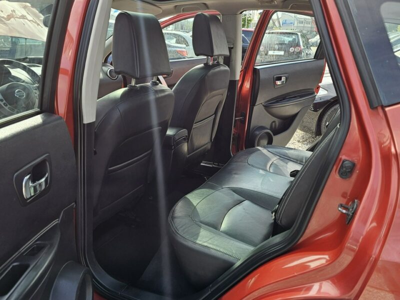Nissan Qashqai 2,0 dCi.4X4, AUTOMAT !Panorama,Zarejestrowany, GWARANCJA/ZAMIANA I (2007-2013)