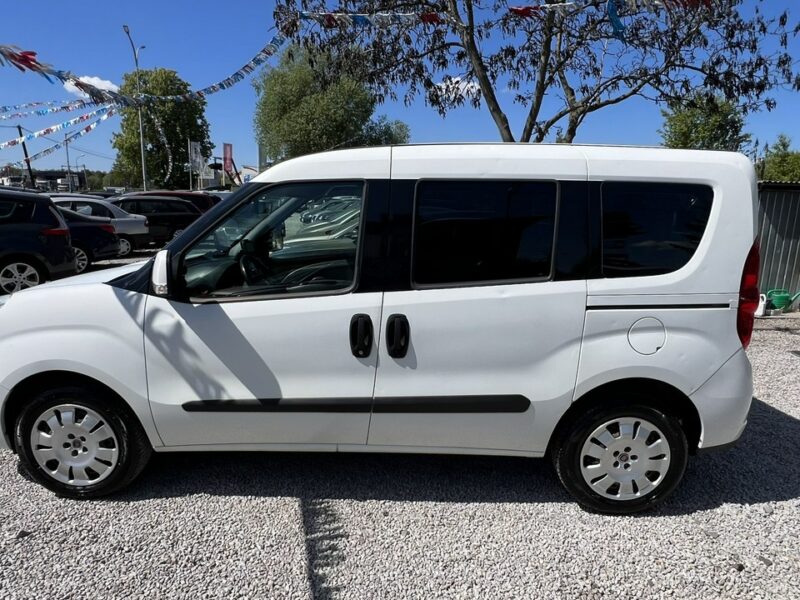 Fiat Doblo 1.4 Benz / 194Tyś udok. przebieg, * Nowy Rozrząd ! * Navi* Gwarancja ! II (2009-)
