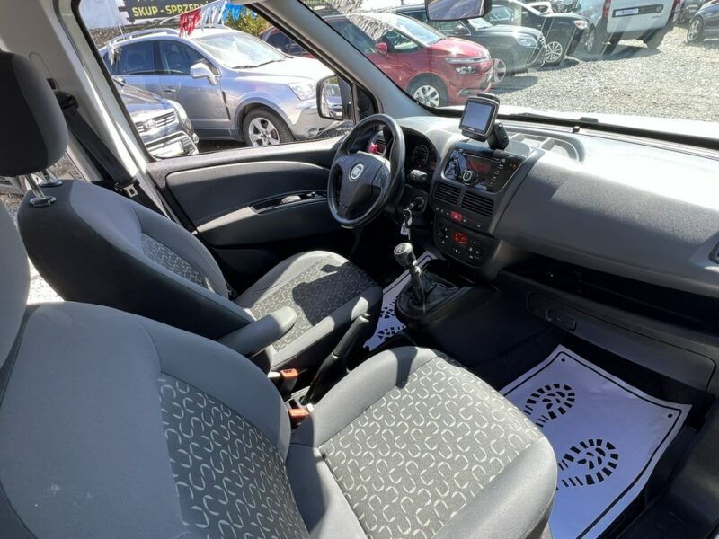 Fiat Doblo 1.4 Benz / 194Tyś udok. przebieg, * Nowy Rozrząd ! * Navi* Gwarancja ! II (2009-)