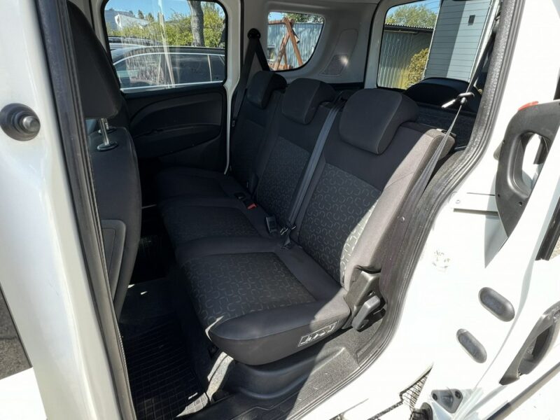 Fiat Doblo 1.4 Benz / 194Tyś udok. przebieg, * Nowy Rozrząd ! * Navi* Gwarancja ! II (2009-)