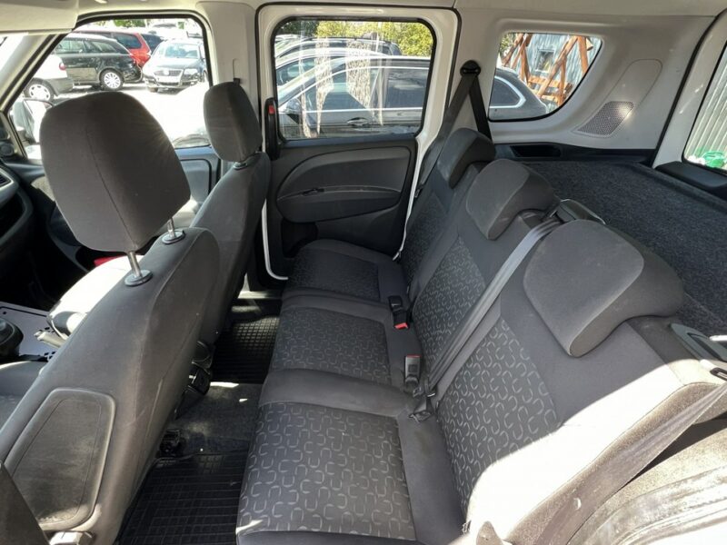 Fiat Doblo 1.4 Benz / 194Tyś udok. przebieg, * Nowy Rozrząd ! * Navi* Gwarancja ! II (2009-)
