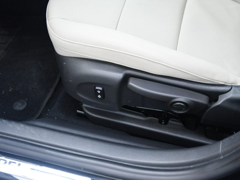 Hyundai i30 Po liftingu, klimatronik, czujniki parkowania, mocny silnik, 8 airbag I (2002-2013)