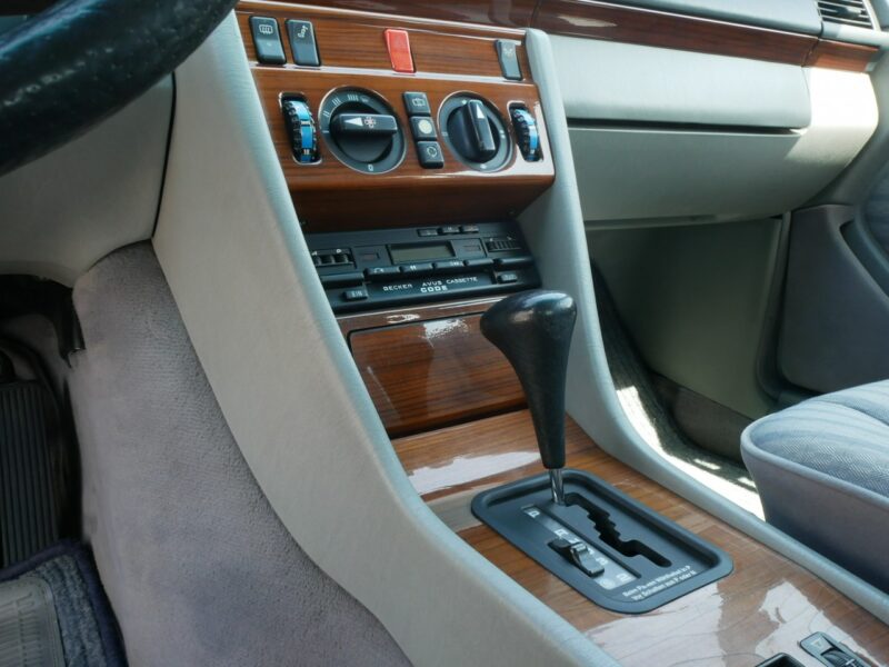 Mercedes W124 2.3 132KM Gaz LPG -Automat -Klima -Zobacz