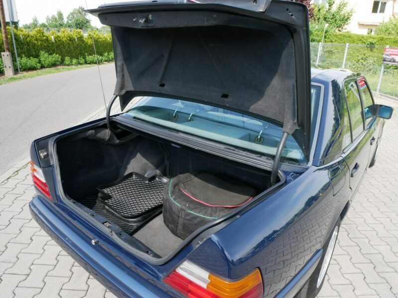 Mercedes W124 2.3 132KM Gaz LPG -Automat -Klima -Zobacz