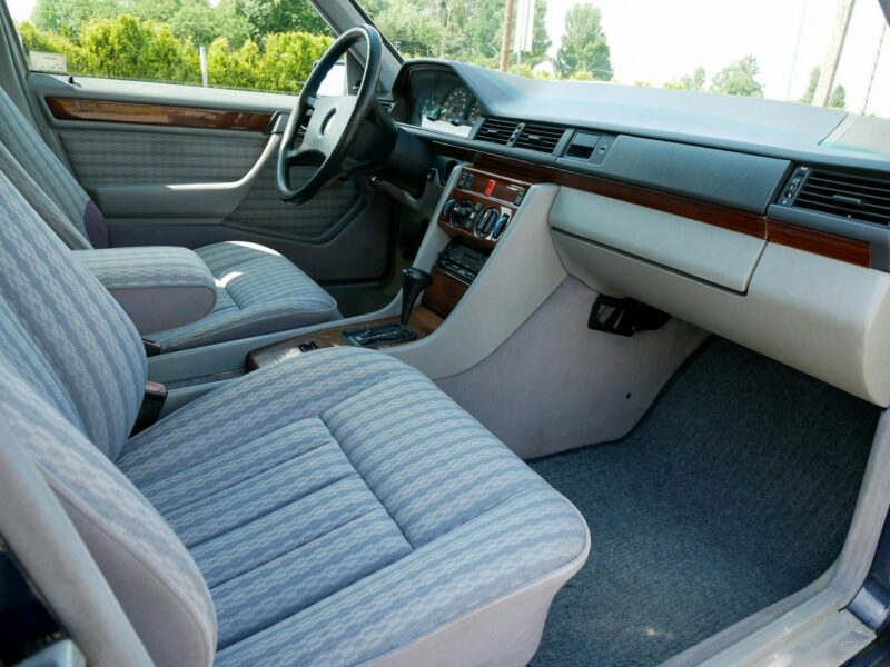 Mercedes W124 2.3 132KM Gaz LPG -Automat -Klima -Zobacz