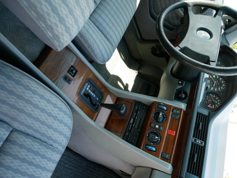 Mercedes W124 2.3 132KM Gaz LPG -Automat -Klima -Zobacz