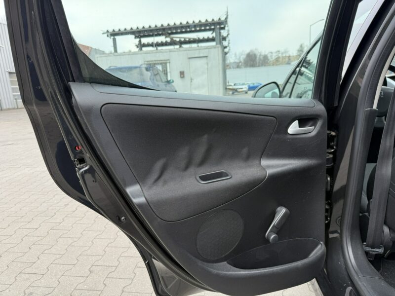 Peugeot 207 ZAMIEŃ swoje auto * Dowóz cała Polska * Zostaw swoje w rozliczeniu