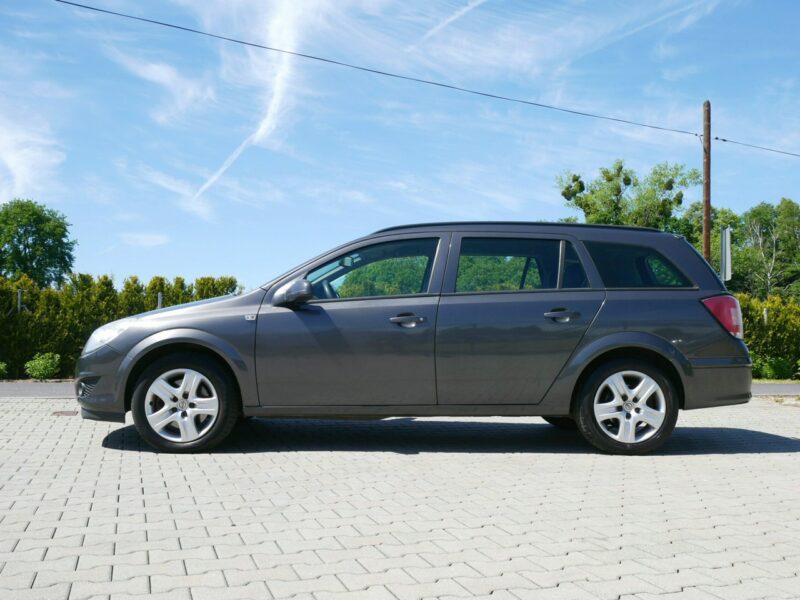 Opel Astra 1.9 CDTI 100KM Kombi -1 Wł od 9 lat -Nowy dwumas i rozrząd +Koła zima H (2004-2014)