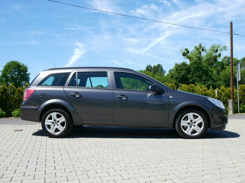 Opel Astra 1.9 CDTI 100KM Kombi -1 Wł od 9 lat -Nowy dwumas i rozrząd +Koła zima H (2004-2014)