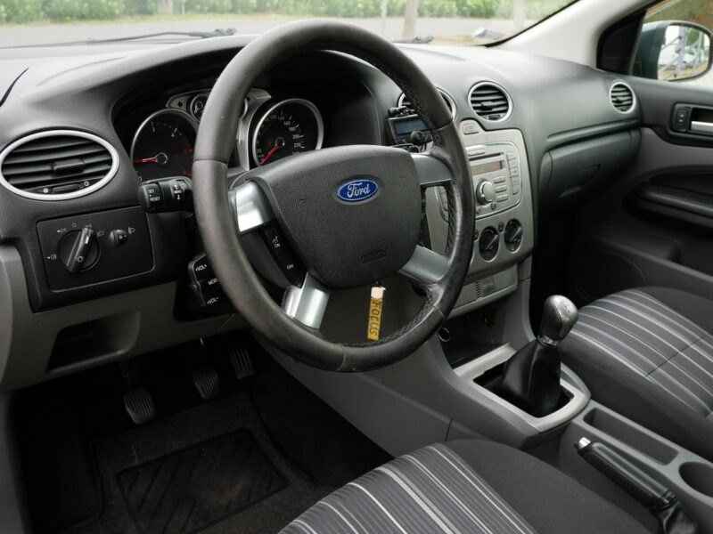 Ford Focus FL 1.6TDCI 109KM -Zobacz -Nowy rozrząd kpl -U Wł od 6 lat ! Mk2 (2004-2011)