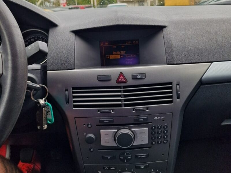 Opel Astra 1.6 Benzyna 105 KM, Klimatyzacja, Alufelgi, Nawigacja, Tempomat, H (2004-2014)