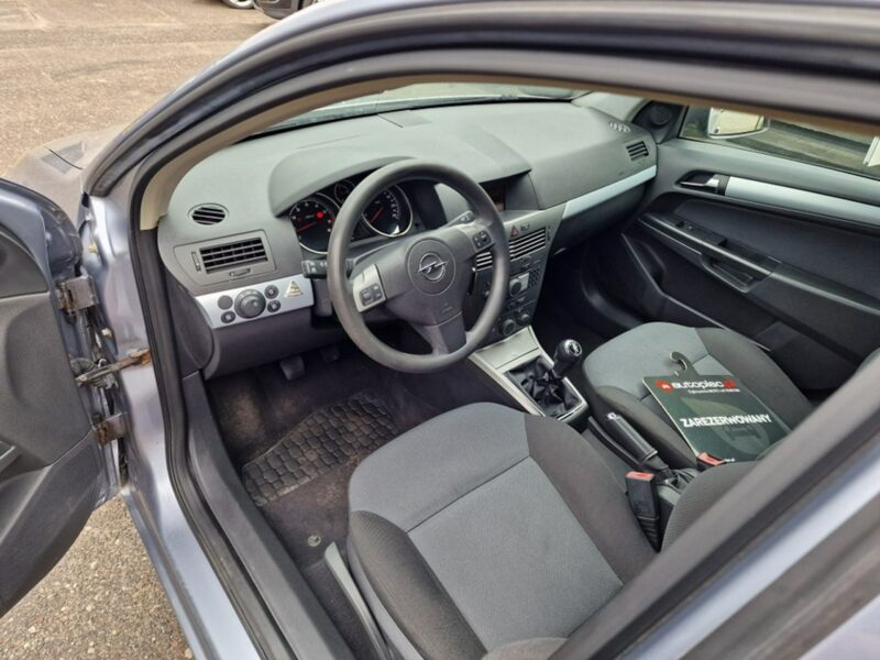 Opel Astra 1.6 Benzyna 105 KM, Klimatyzacja, Alufelgi, Nawigacja, Tempomat, H (2004-2014)