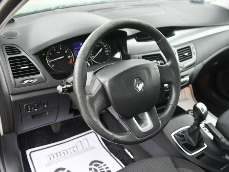 Renault Laguna 2,0BENZ DUDKI11 Manual, Klimatronic 2 str.Parktronic,kredyt.OKAZJA III (2007-)