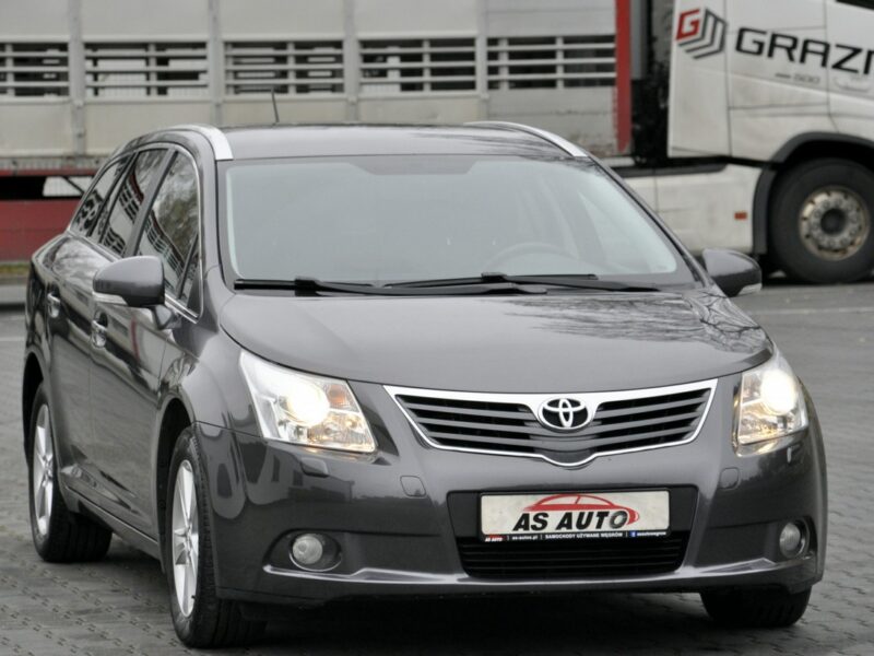 Toyota Avensis 1,6VVTi 132KM Soll/Alufelgi/Parktronic/Zadbany/Model2011 III (2009-)