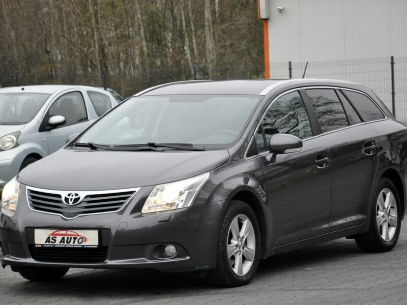 Toyota Avensis 1,6VVTi 132KM Soll/Alufelgi/Parktronic/Zadbany/Model2011 III (2009-)
