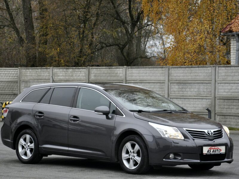 Toyota Avensis 1,6VVTi 132KM Soll/Alufelgi/Parktronic/Zadbany/Model2011 III (2009-)