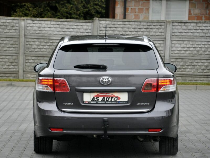 Toyota Avensis 1,6VVTi 132KM Soll/Alufelgi/Parktronic/Zadbany/Model2011 III (2009-)