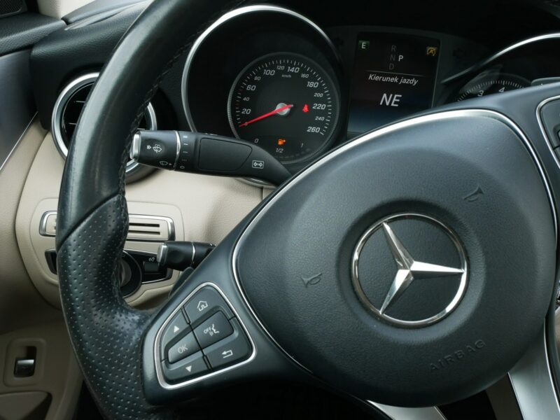 Mercedes C 180 1.6 C180 156KM Sedan Automat 9G-tronic -Skóra -Bardzo zadbany -Zobacz W205 (2014-2021)