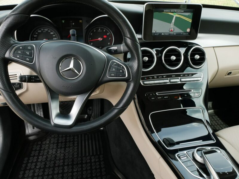 Mercedes C 180 1.6 C180 156KM Sedan Automat 9G-tronic -Skóra -Bardzo zadbany -Zobacz W205 (2014-2021)