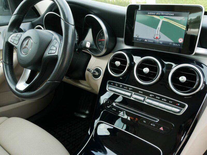 Mercedes C 180 1.6 C180 156KM Sedan Automat 9G-tronic -Skóra -Bardzo zadbany -Zobacz W205 (2014-2021)