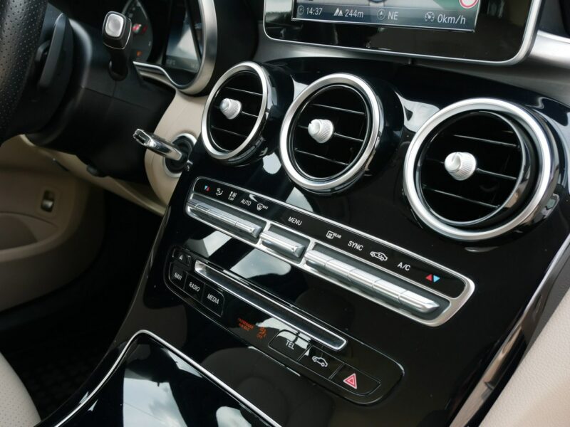 Mercedes C 180 1.6 C180 156KM Sedan Automat 9G-tronic -Skóra -Bardzo zadbany -Zobacz W205 (2014-2021)