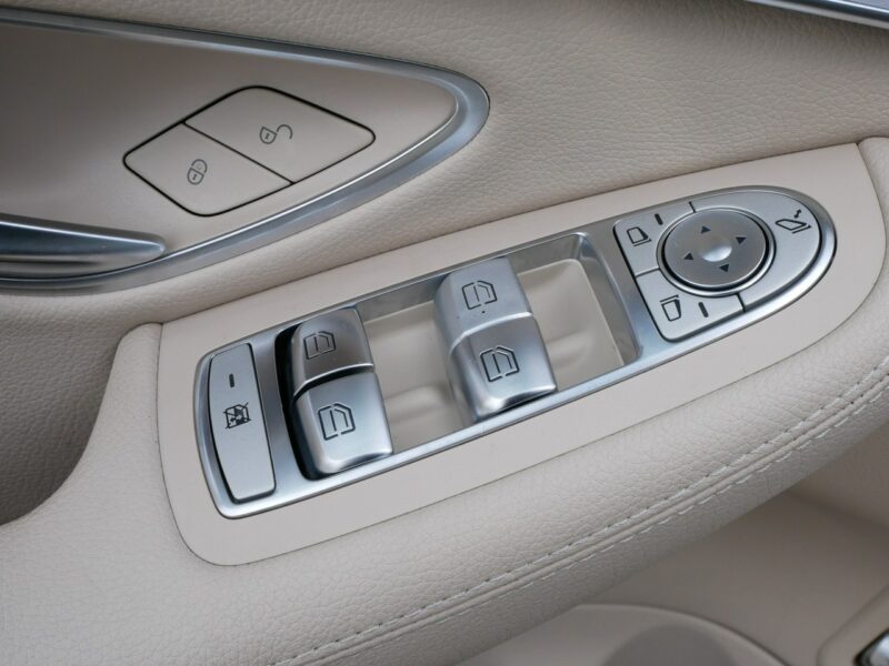 Mercedes C 180 1.6 C180 156KM Sedan Automat 9G-tronic -Skóra -Bardzo zadbany -Zobacz W205 (2014-2021)