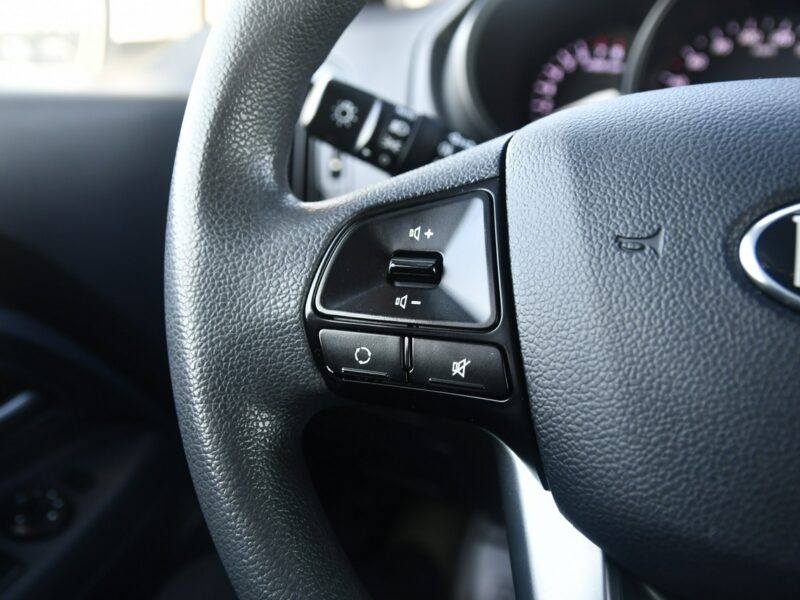 Kia Rio 1,2benz DUDKI11 Serwis,Klimatyzacja,Ledy.Navi.Kam.Cof.DVD.OKAZJA III (2011-)