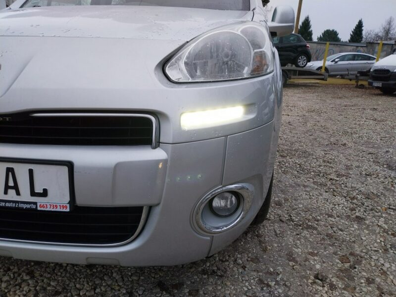 Peugeot Partner Przebieg tylko 147.000km!* Zadbany* Skrzydełka II (2008-)