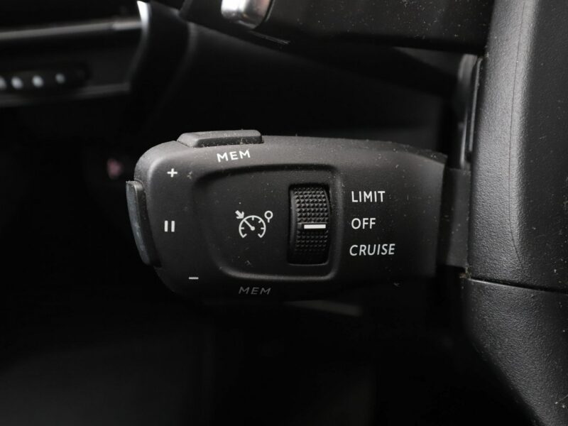 DS Automobiles DS 7 Crossback automat xenon navi virtual cocpit kamera i czujniki parkowania