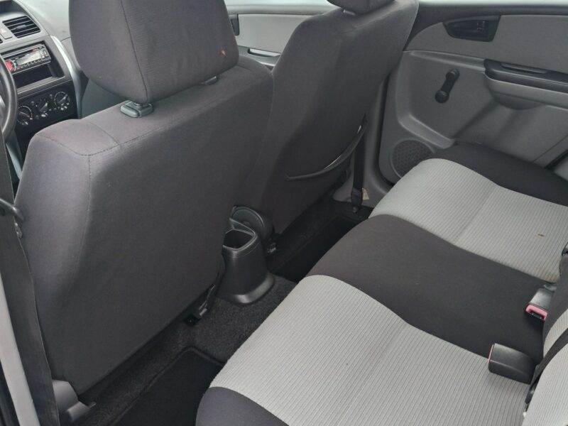 Suzuki SX4 1,5Benz. DUDKI11 Klimatyzacja,Hak.kredyt,OKAZJA I (2006-2013)