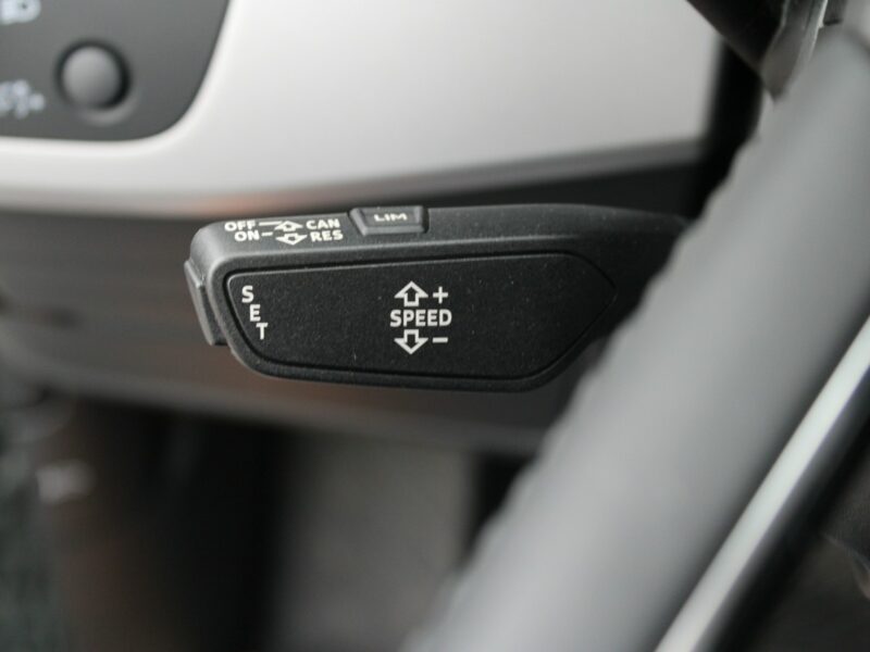 Audi A4 S-Tronic Gwarancja Nawigacja F-vat Salon Polska B9 (2015-)
