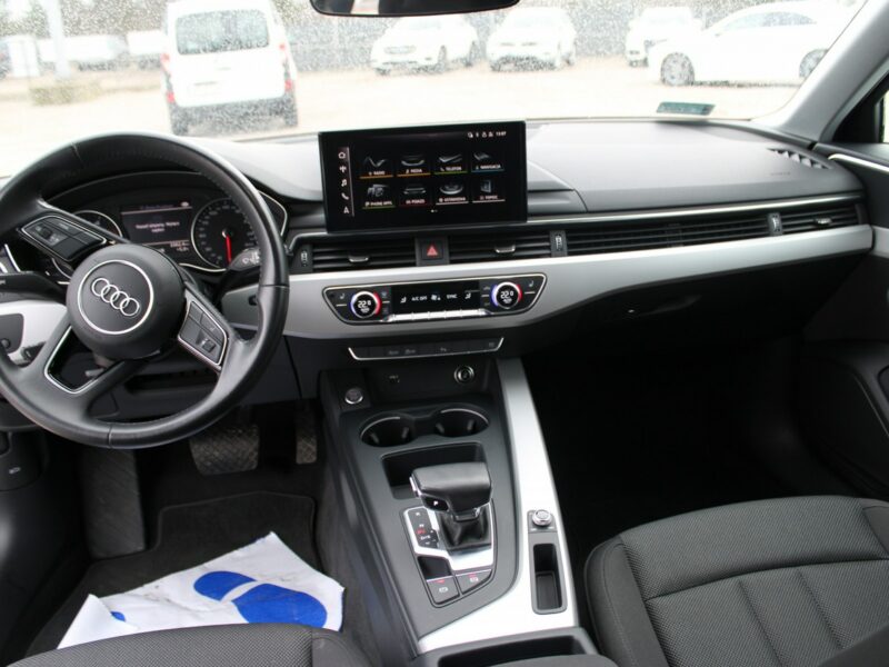 Audi A4 S-Tronic Gwarancja Nawigacja F-vat Salon Polska B9 (2015-)