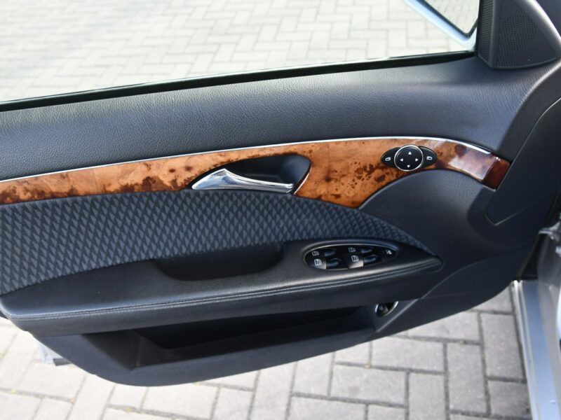 Volkswagen Golf LIFE Virtual Asystent Salon Polska Gwarancja VIII (2020-)