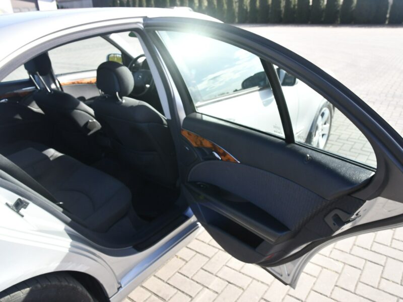 Volkswagen Golf LIFE Virtual Asystent Salon Polska Gwarancja VIII (2020-)