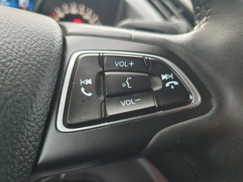 Cupra Ateca FV23% automat 300KM 4x4 alcantara virtual kamera BeatsAudio grzane fot