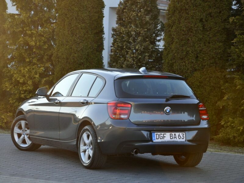 BMW 118 1.6i(136KM)*Lift*Klimatronik*Grzane Fotele*2xParktronik*I Wł*Alu16"ASO F20/F21 (2011-)