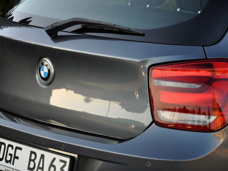 BMW 118 1.6i(136KM)*Lift*Klimatronik*Grzane Fotele*2xParktronik*I Wł*Alu16"ASO F20/F21 (2011-)