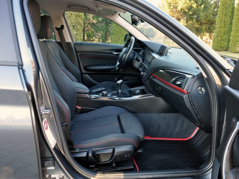 BMW 118 1.6i(136KM)*Lift*Klimatronik*Grzane Fotele*2xParktronik*I Wł*Alu16"ASO F20/F21 (2011-)