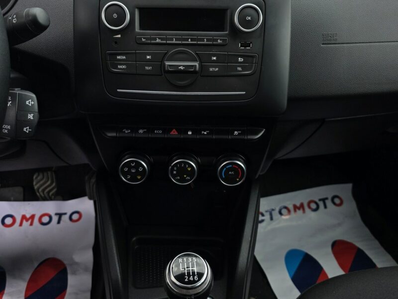Peugeot 3008 1.2i Turbo GT-Line 100% bezwypadkowy Full LED Navi Bluetooth Euro-6b II (2016-)