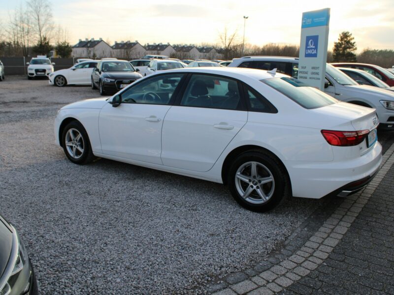 Audi A4 F-VAT Gwarancja G.Fotele Automat Kamera Navi B9 (2015-)